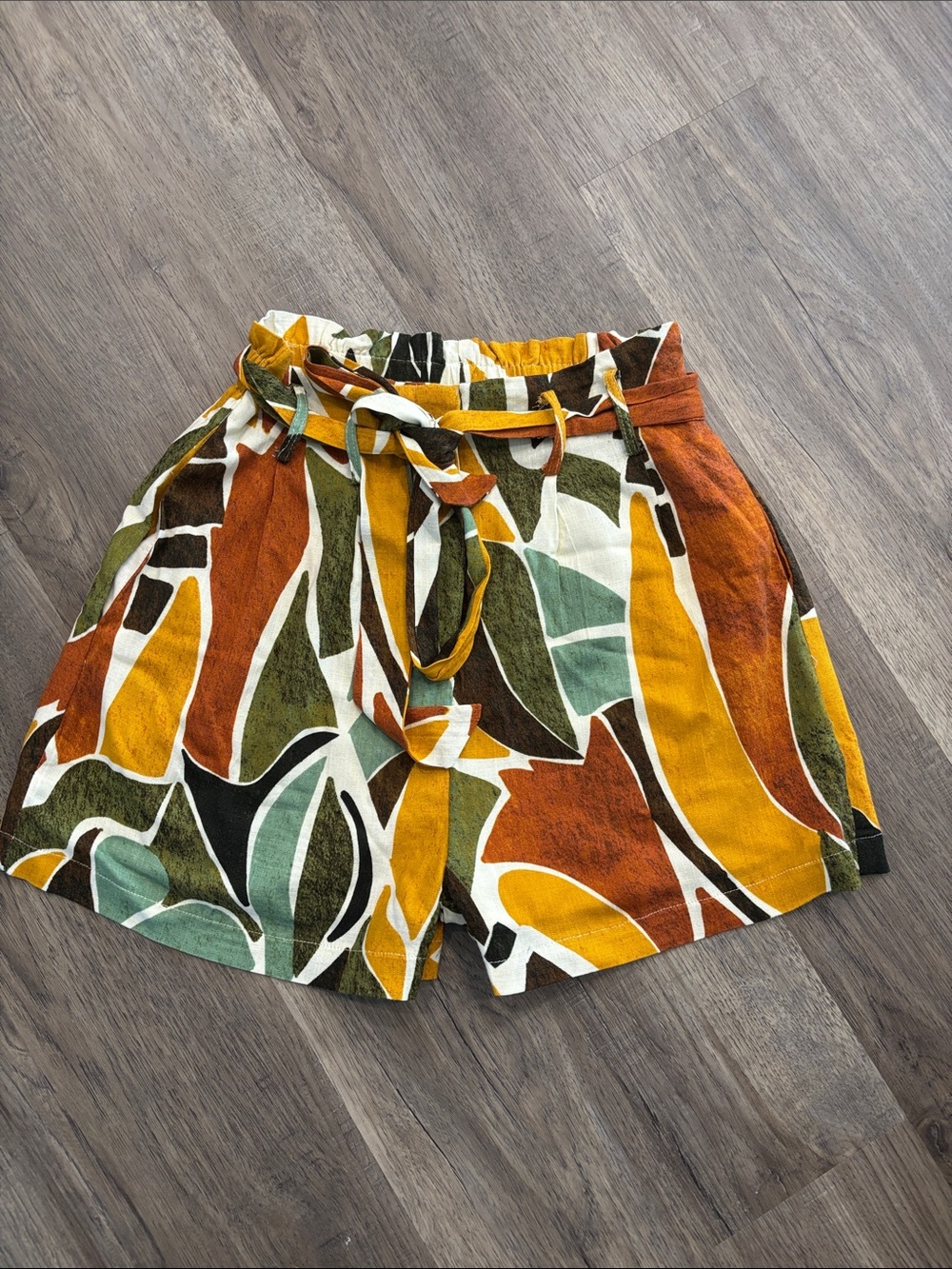 Renia Tropical Wave High Waisted Shorts XS NWT